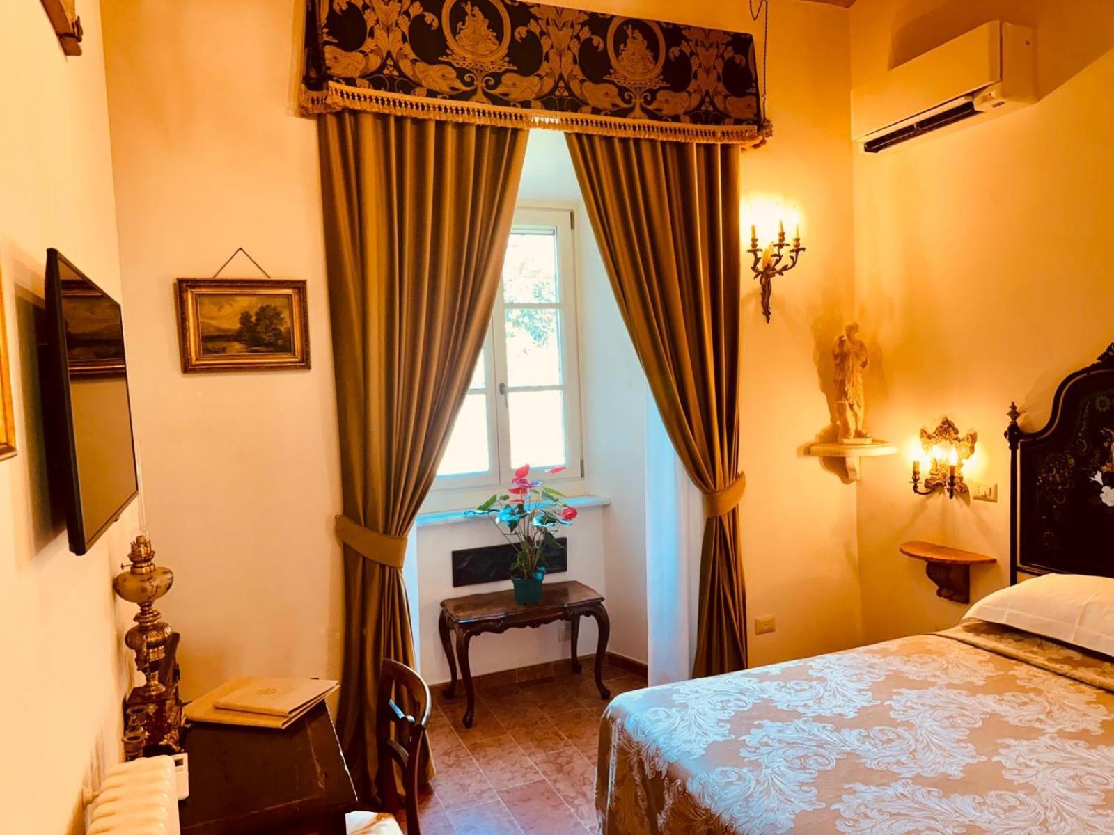 La Casa Di Agartha Bed and Breakfast Bolsena Eksteriør billede